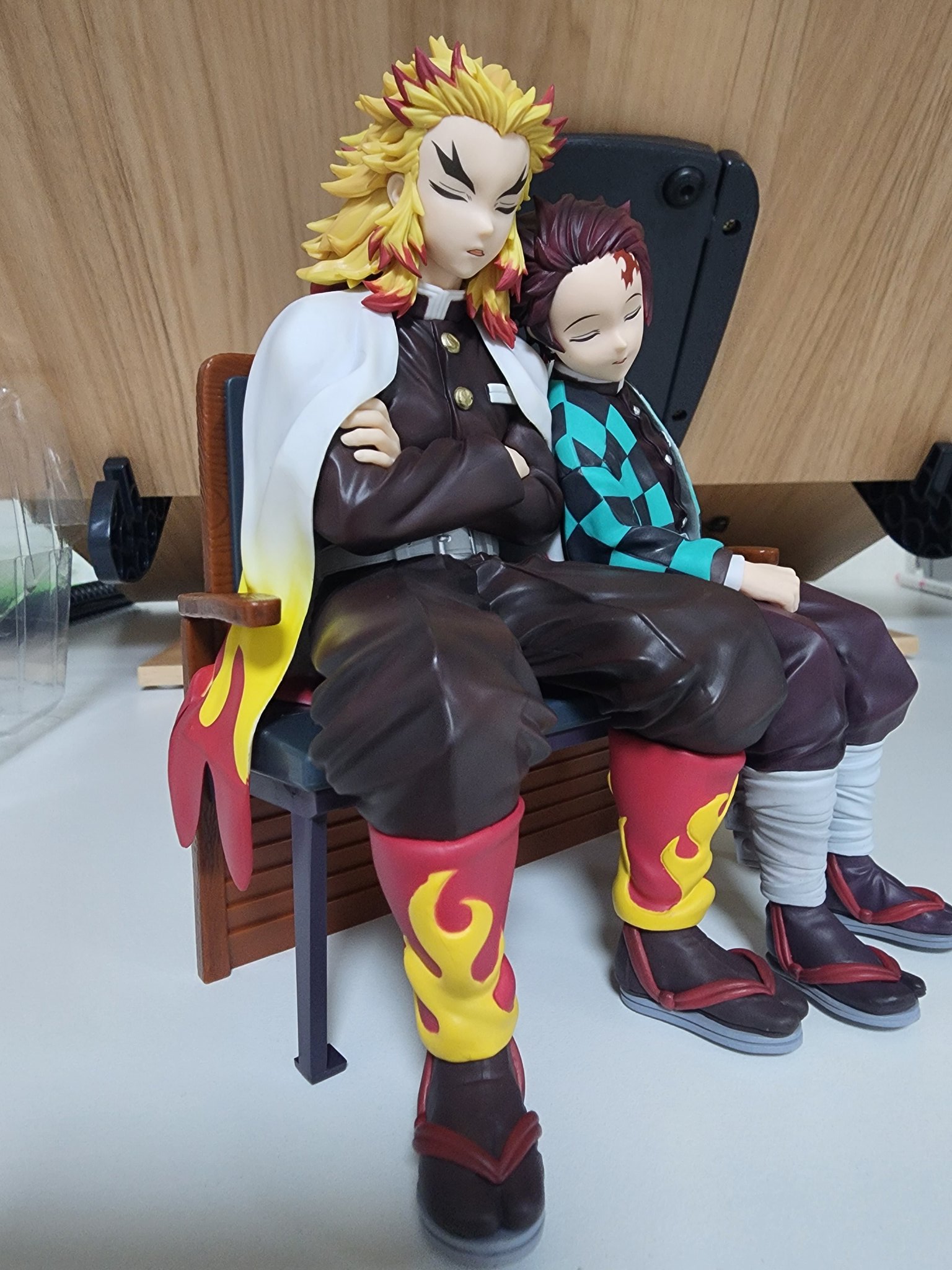 순애 게이의 신혼열차 초야 피규어 (2)